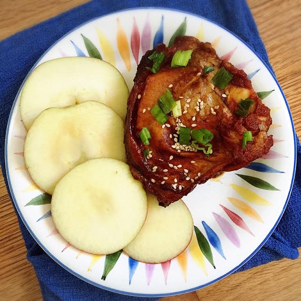 Ingredient Crockpot Honey Sriracha Chicken: Easy Weeknight Lifesaver